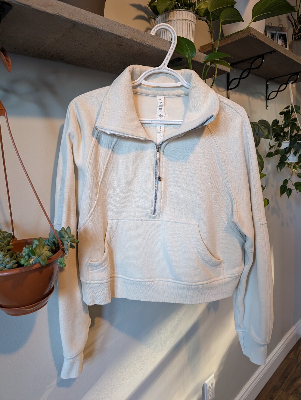 Lululemon Scuba Cropped Half Zip